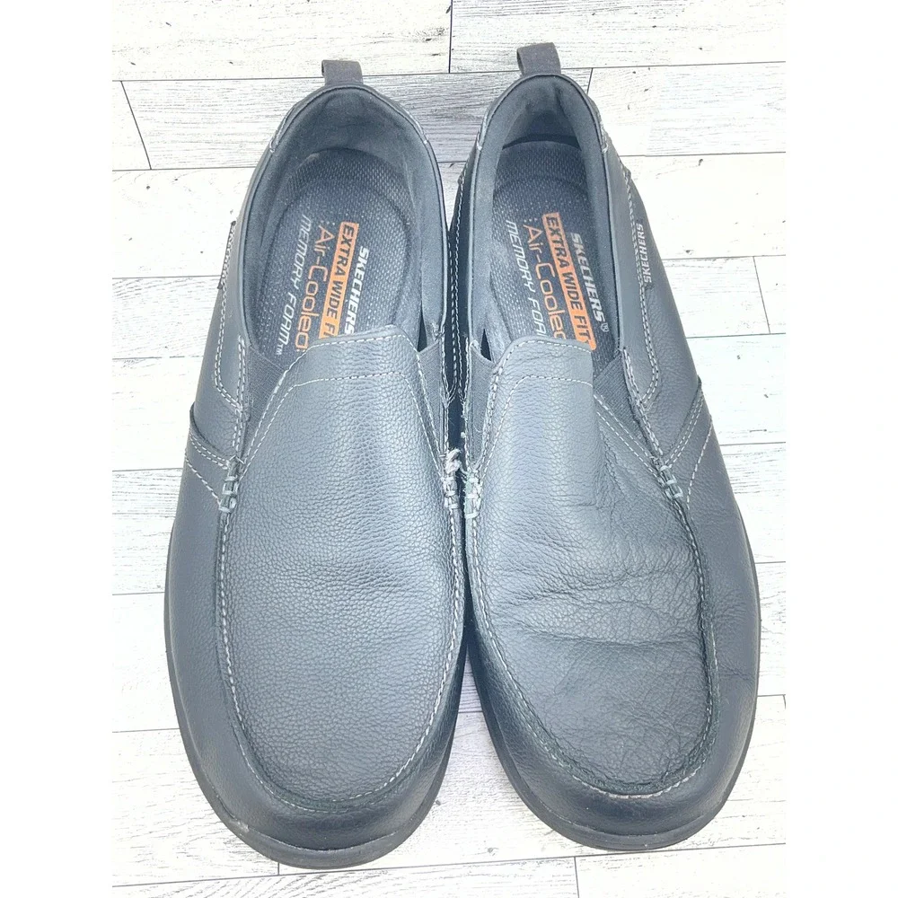 Skechers relaxed fit